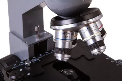 foto Biologický monokulární mikroskop Levenhuk 320 PLUS - Vystavený předmět,  10