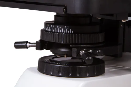 obrázek Binokulární mikroskop Levenhuk MED 30B,  15